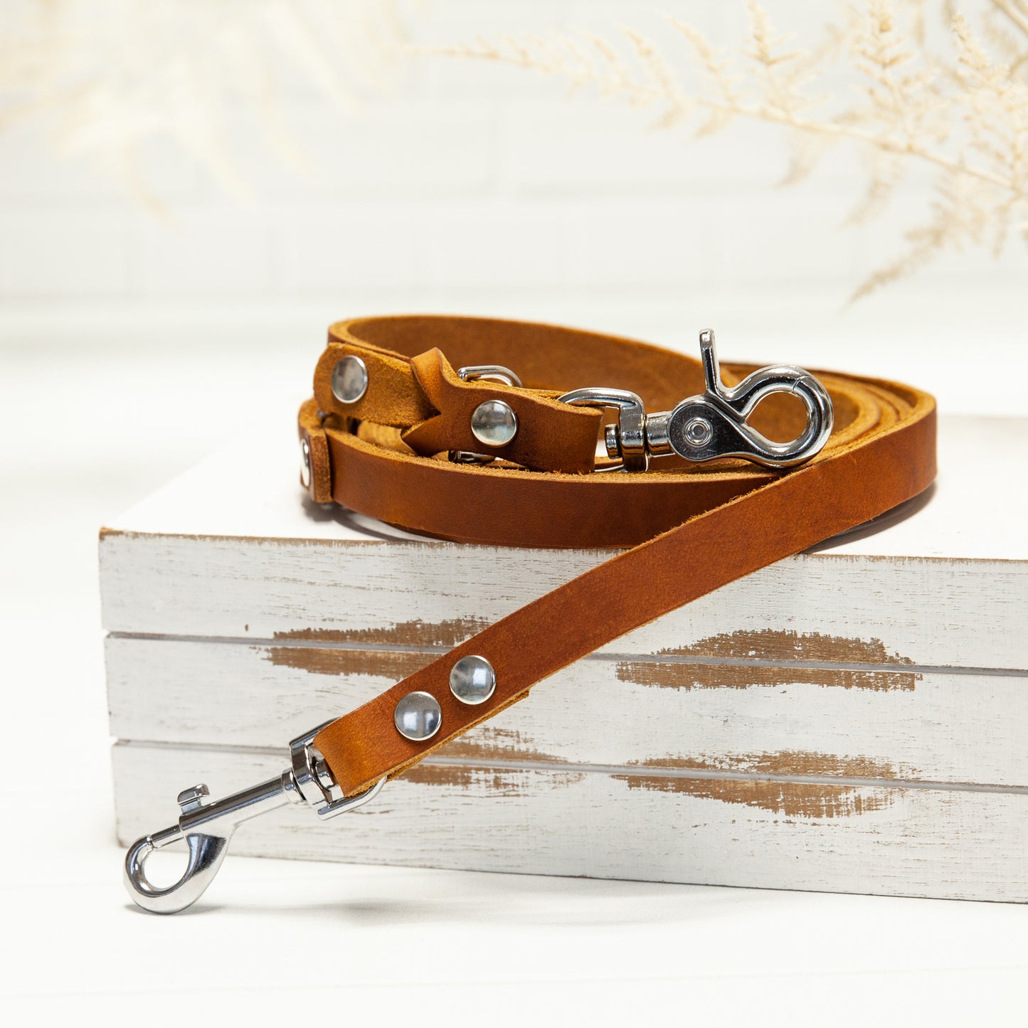 Hundeleine JIMINY | Verstellbar | Handgefertigt | Cognac