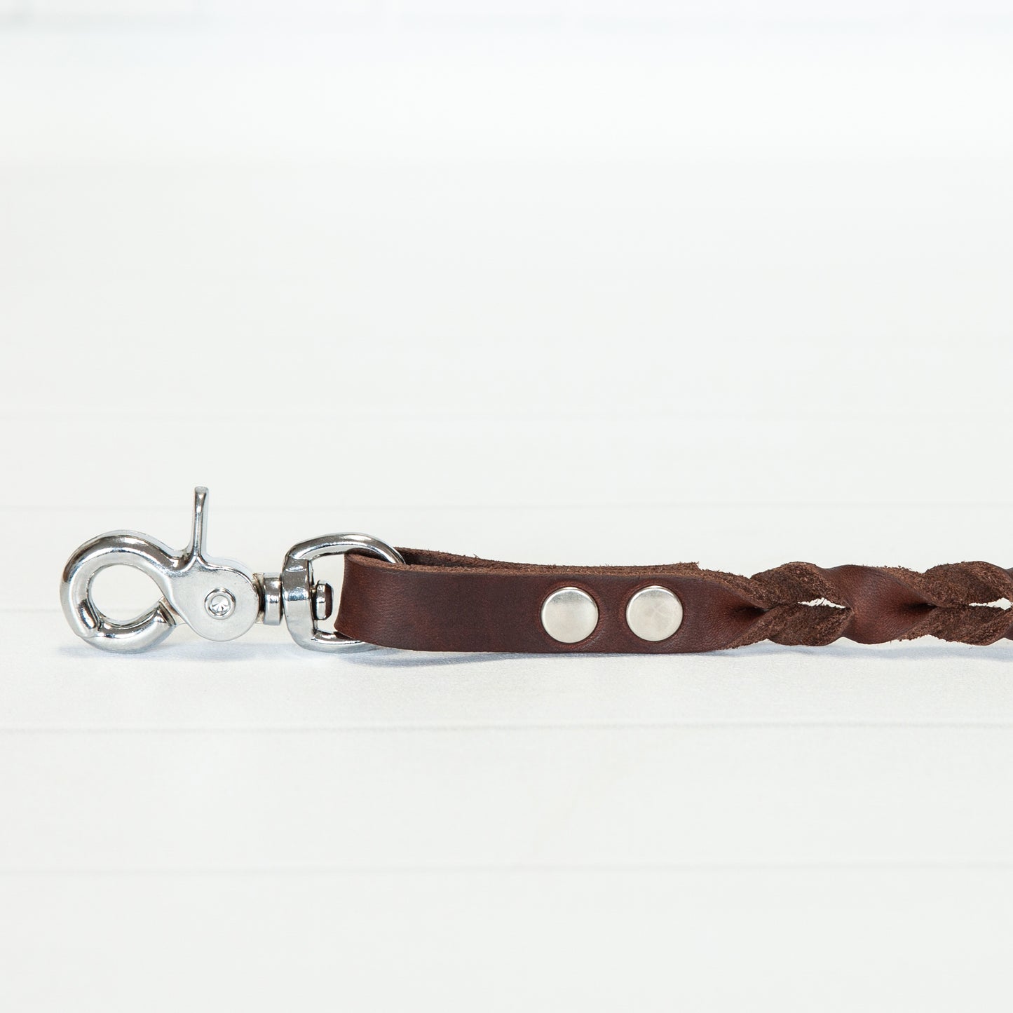 Braune Echtleder Leine "IHSY" Hunde Geflochten | 120 cm | Geschenkidee Hundebesitzer | Silber verchromt